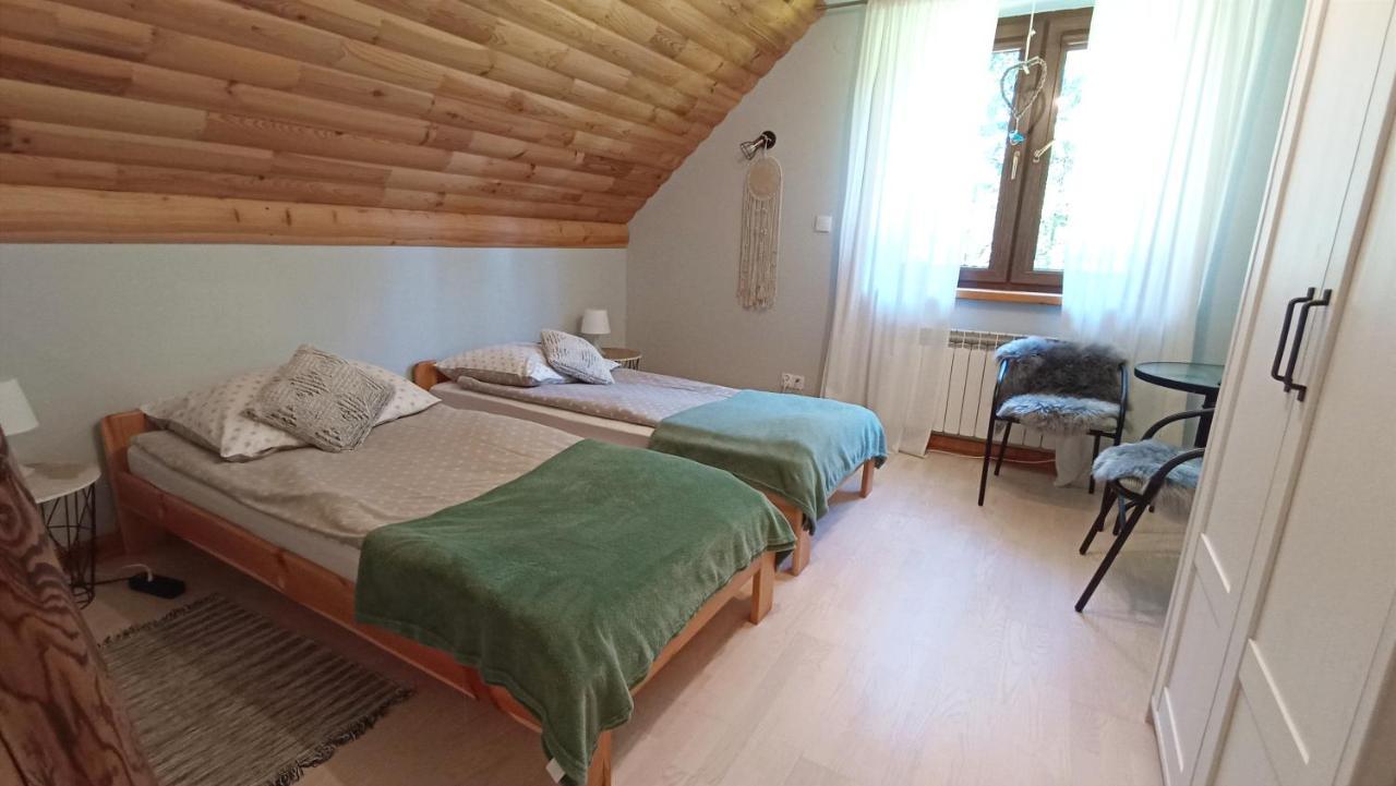 Zacisze Drwala Pensionat Lutowiska Rum bild